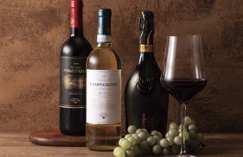 ワインは国内産も含め常時20種類以上|バイ・ザ・グラスで手軽に楽しめるワインも揃えています。