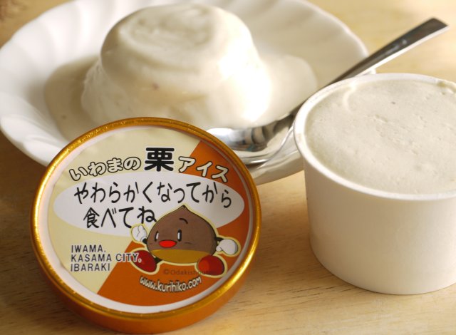 小田喜商店　いわまの栗アイス