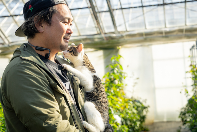 バラハウスの番「猫」と神生さん